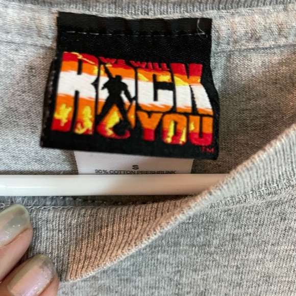 Queen vintage we will rock you graphic concert t-shirt mens small - Picture 3 of 4